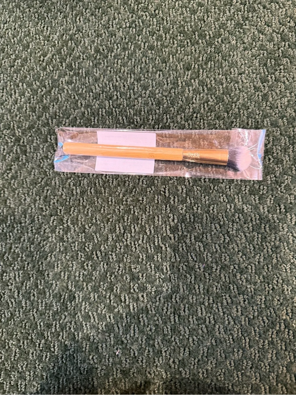 tarte concealer paw brush